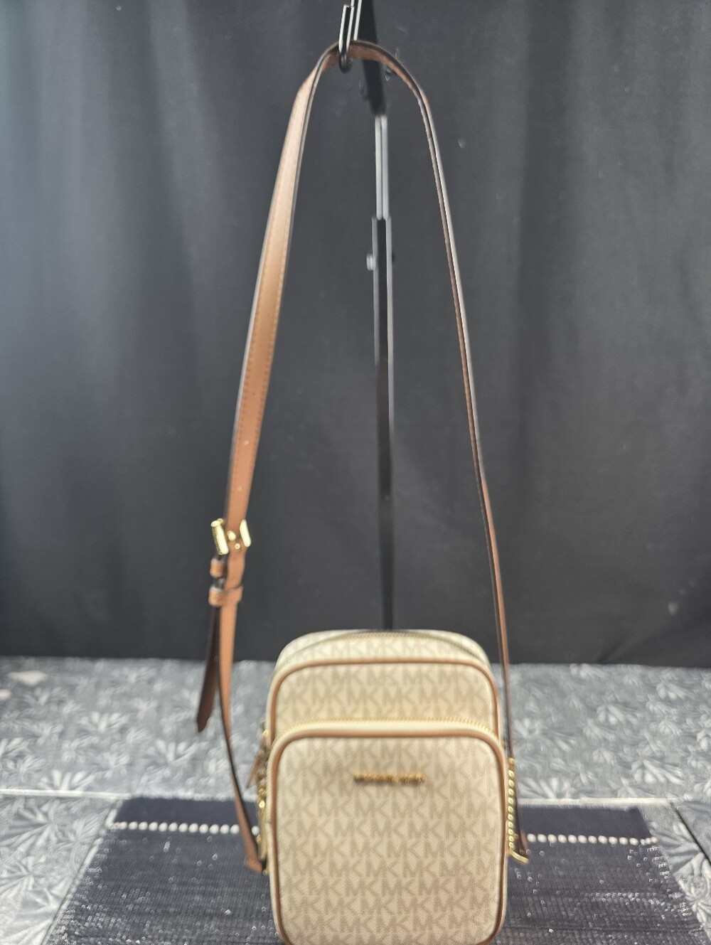 Michael Kors Jet Set Travel Medium Logo Crossbody Bag